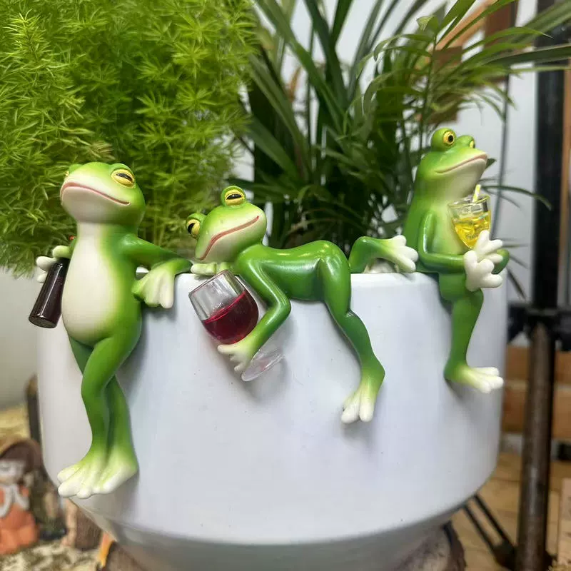 Plant Parents - Contemporary Resin Frog Planter, Creative Handmade,